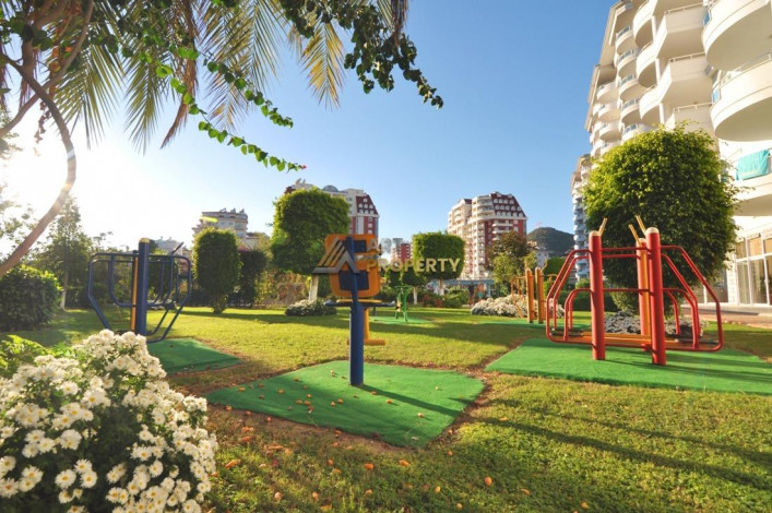 Трехкомнатная квартира с крытым бассейном в районе Джикджилли, 110 м2 - Ракурс 2