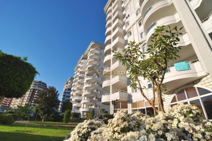 Трехкомнатная квартира с крытым бассейном в районе Джикджилли, 110 м2 - Ракурс 3