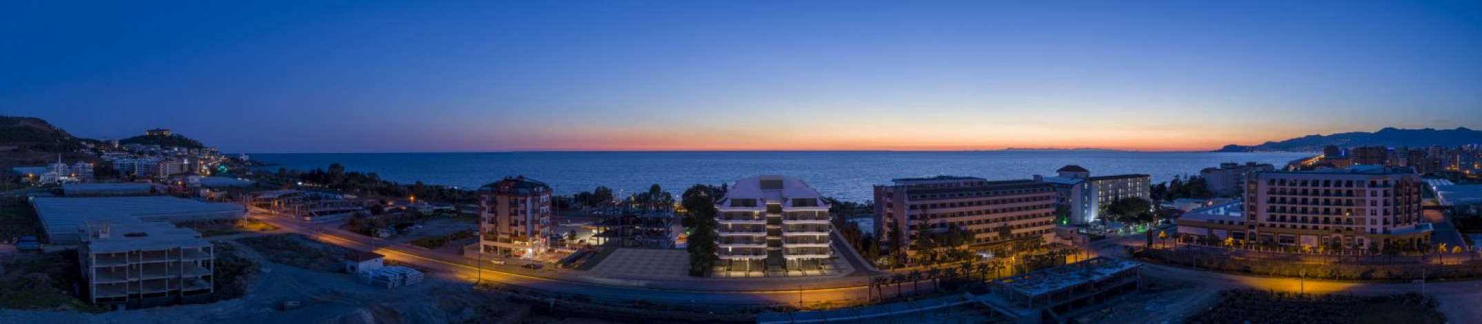 Наша гордость! Проект премиум класса Nordic Art на этапе строительства в районе Каргыджак на первой линии моря, 68-181 м2 - Ракурс 4