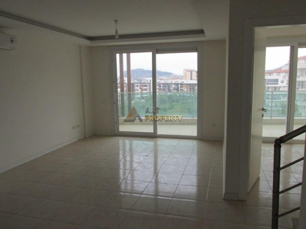 Пентхаус планировки 3+1 в комплексе с развитой инфраструктурой в Обе, 145 м2 - Ракурс 13