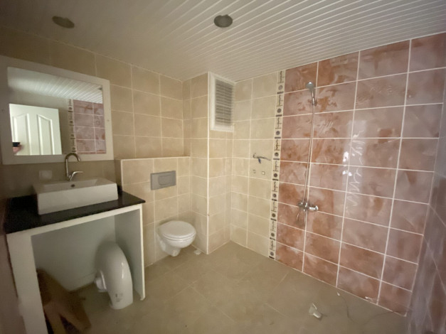 Просторная трехкомнатная квартира с частичным видом на море в районе Авсаллар, 115 м2 - Ракурс 2