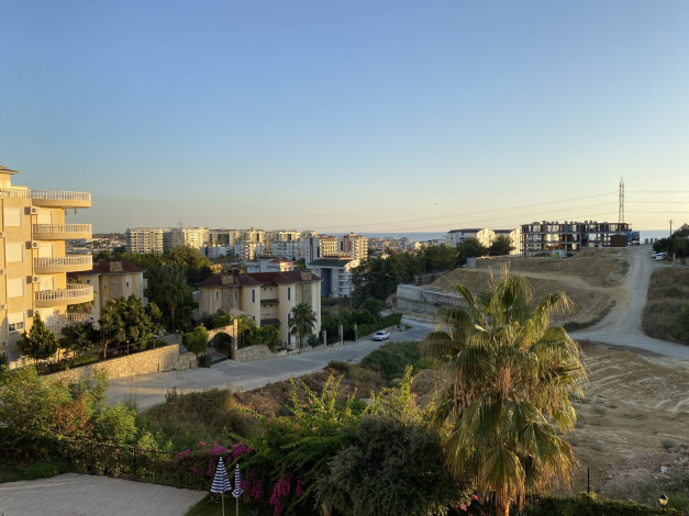 Просторная трехкомнатная квартира с частичным видом на море в районе Авсаллар, 115 м2 - Ракурс 8