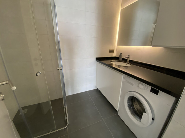 Две квартиры 2+1 в комплексе на первой линии моря, 100 м2 - Ракурс 6