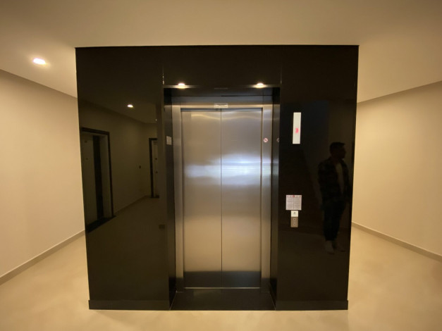 Две квартиры 2+1 в комплексе на первой линии моря, 100 м2 - Ракурс 15