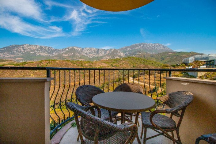 Светлые двухуровневые апартаменты 2+1 в отличном комплексе в районе Каргыджак, 137 м2 - Ракурс 22