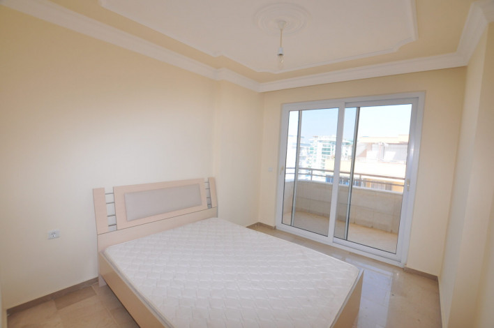 Пятикомнатная квартира-дуплекс с видом на море и горы в районе Махмутлар, 200 м2 - Ракурс 7