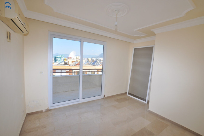 Пятикомнатная квартира-дуплекс с видом на море и горы в районе Махмутлар, 200 м2 - Ракурс 17