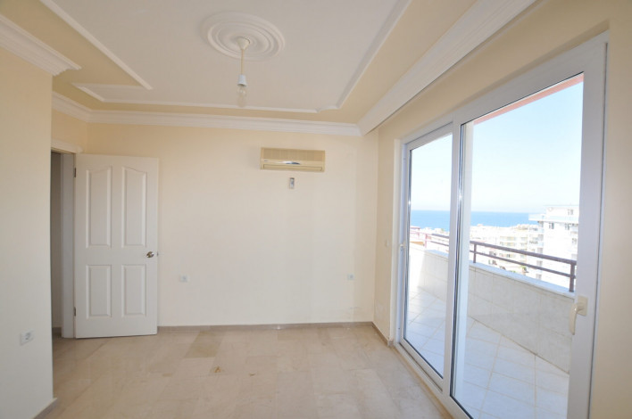 Пятикомнатная квартира-дуплекс с видом на море и горы в районе Махмутлар, 200 м2 - Ракурс 18