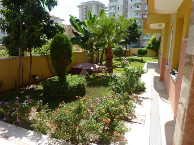 Пятикомнатная квартира-дуплекс с видом на море и горы в районе Махмутлар, 200 м2 - Ракурс 28