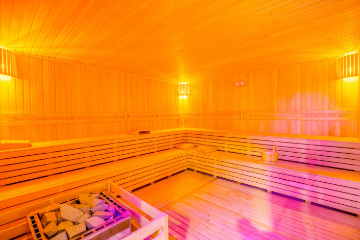 Квартира 4+1 с отдельной кухней в новом доме с развитой инфраструктурой, 180 м2 - Ракурс 3