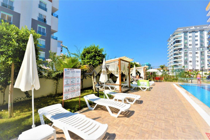 Трехкомнатная квартира в комплексе с хорошей инфраструктурой в районе Махмутлар, 200 м2 - Ракурс 18