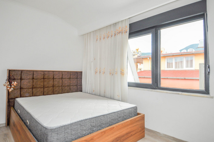 Большая трехуровневая квартира с видом на море и горы в районе Каргыджак, 267 м2 - Ракурс 8