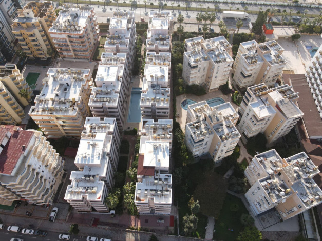 Двухкомнатная квартира на первой линии с современной мебелью в Махмутлар, 65 м2 - Ракурс 7