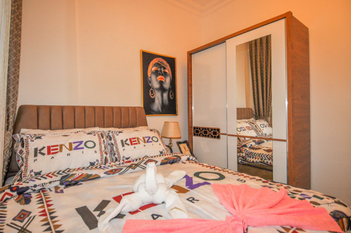 Двухкомнатная квартира на первой линии с современной мебелью в Махмутлар, 65 м2 - Ракурс 19