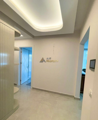 Трехкомнатная квартира в одном из больших комплексов района Махмтулар, 120 м2 - Ракурс 6