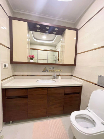 Трехкомнатная квартира в одном из больших комплексов района Махмтулар, 120 м2 - Ракурс 22