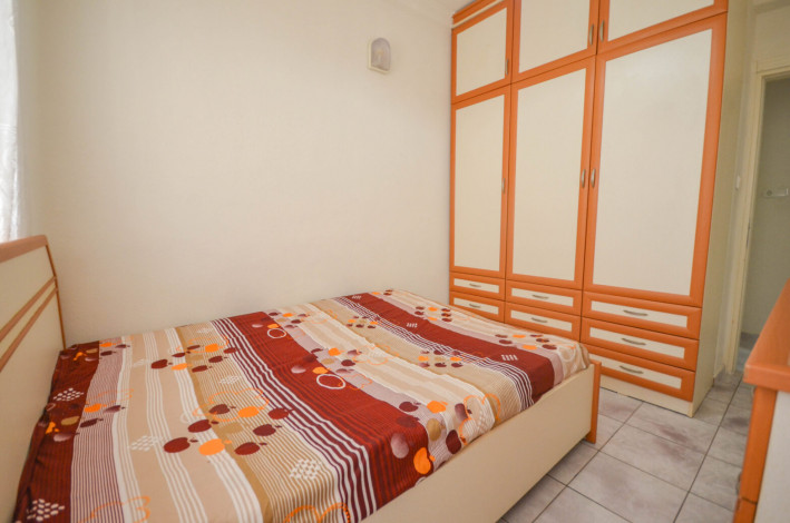 Меблированная трехкомнатная квартира в районе Махмутлар, 90 м2 - Ракурс 5