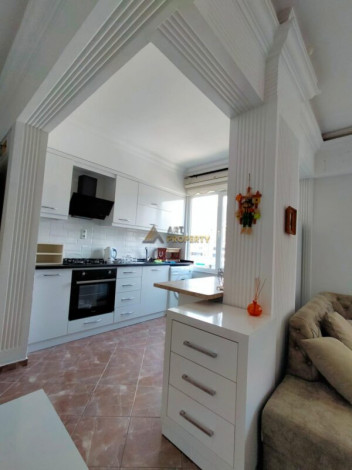 Большая по площади двухкомнатная квартира в центре района Оба, 70 м2 - Ракурс 10