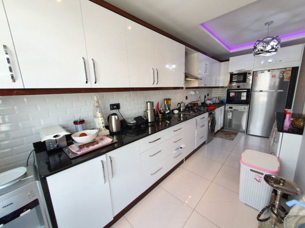 Мебелированный дуплекс 3+1 с видом на море и горы в районе Махмутлар, 170м - Ракурс 10