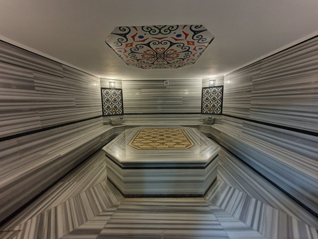 Мебелированный дуплекс 3+1 с видом на море и горы в районе Махмутлар, 170м - Ракурс 17