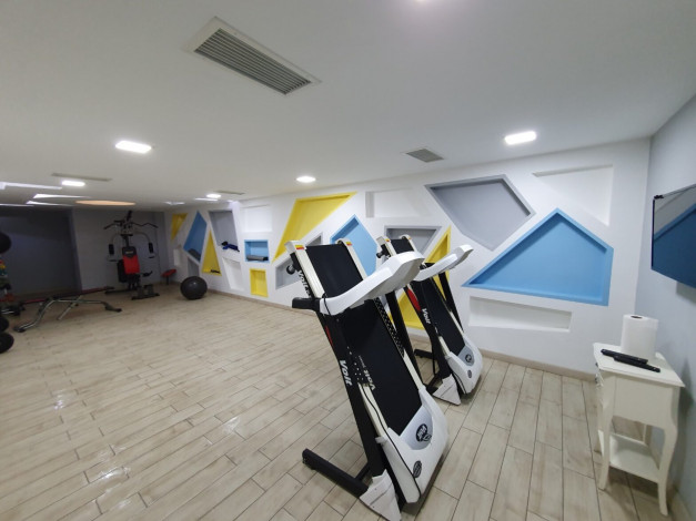 Мебелированный дуплекс 3+1 с видом на море и горы в районе Махмутлар, 170м - Ракурс 19