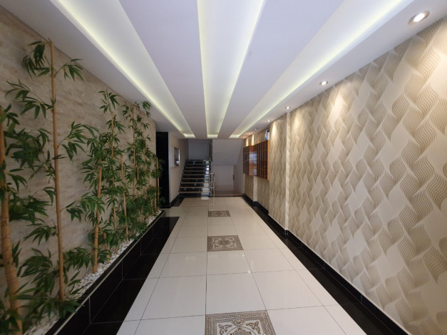 Мебелированный дуплекс 3+1 с видом на море и горы в районе Махмутлар, 170м - Ракурс 21