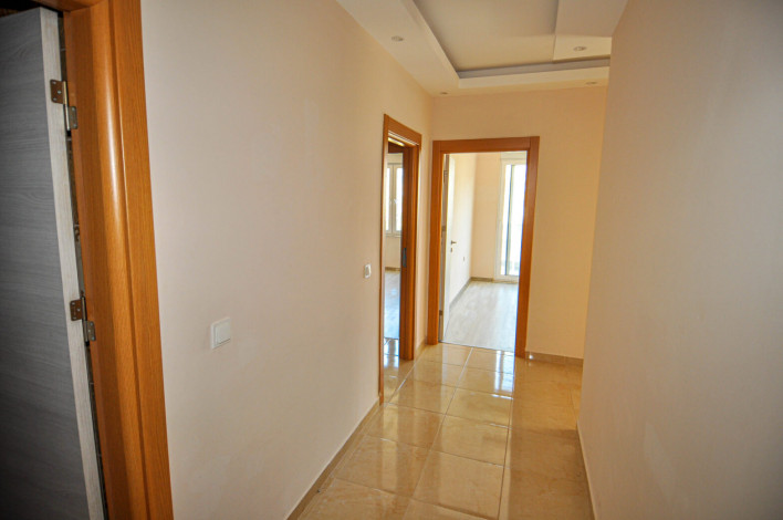 Просторная трехкомнатная квартира в 350 метрах от моря в Махмутлар, 115 м2 - Ракурс 3