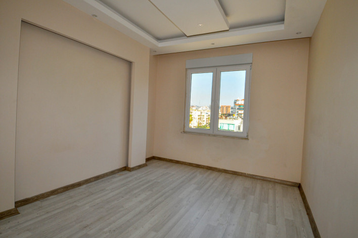 Просторная трехкомнатная квартира в 350 метрах от моря в Махмутлар, 115 м2 - Ракурс 11