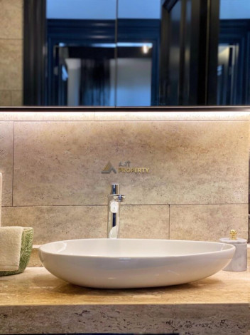 Комплекс на этапе строительства на первой линии моря в районе Кестель, 46-173 - Ракурс 5