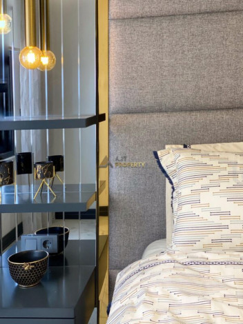 Комплекс на этапе строительства на первой линии моря в районе Кестель, 46-173 - Ракурс 8