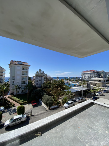 Комплекс на этапе строительства на первой линии моря в районе Кестель, 46-173 - Ракурс 21