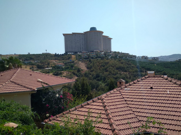 Двухэтажная вилла 3+1 в комплексе вилл в районе Каргыджак, 220 м2 - Ракурс 32