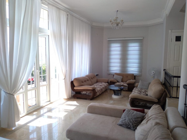 Двухэтажная вилла 3+1 в комплексе вилл в районе Каргыджак, 220 м2 - Ракурс 40