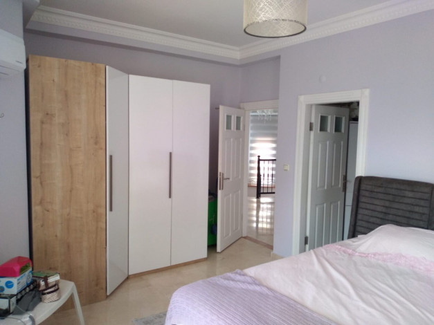 Двухэтажная вилла 3+1 в комплексе вилл в районе Каргыджак, 220 м2 - Ракурс 49