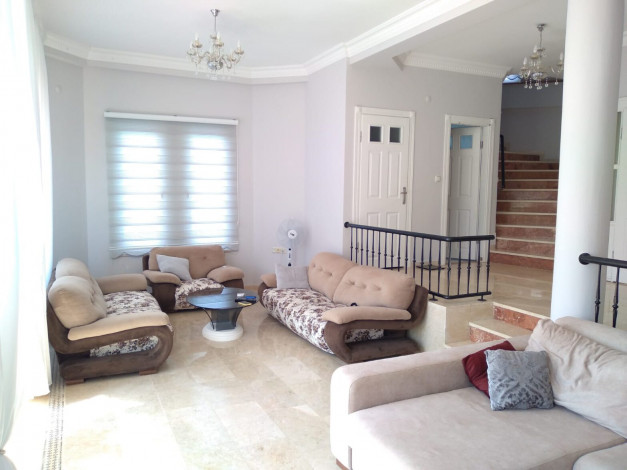 Двухэтажная вилла 3+1 в комплексе вилл в районе Каргыджак, 220 м2 - Ракурс 51