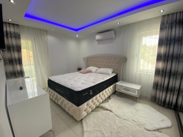 Дублекс 3+1 с выходом в сад с бассейном в Авсалларе, 220 м2 - Ракурс 24