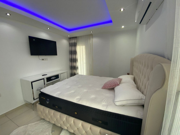 Дублекс 3+1 с выходом в сад с бассейном в Авсалларе, 220 м2 - Ракурс 25