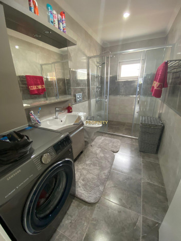 Дублекс 3+1 с выходом в сад с бассейном в Авсалларе, 220 м2 - Ракурс 28