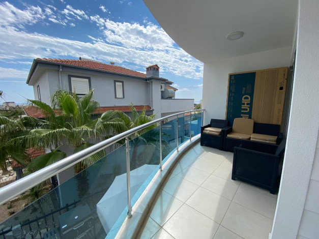 Дублекс 3+1 с выходом в сад с бассейном в Авсалларе, 220 м2 - Ракурс 31