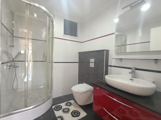 Квартира 2+1 в Махмутларе на центральной улице, 132 м2 - Ракурс 9