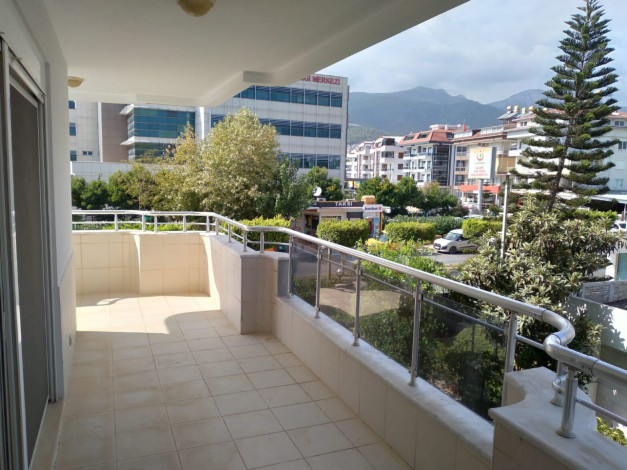 Трехкомнатные апартаменты в престижном районе Оба, 118 м2 - Ракурс 2