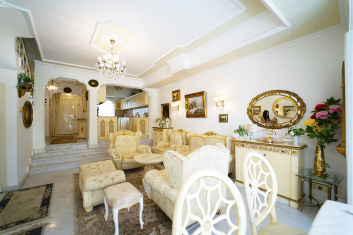 Роскошная меблированная вилла 5+2 в районе Конаклы, 200 м2 - Ракурс 4