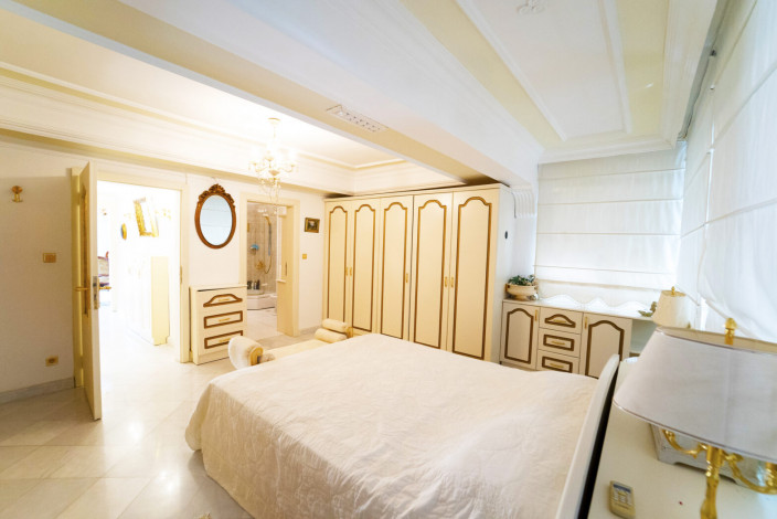 Роскошная меблированная вилла 5+2 в районе Конаклы, 200 м2 - Ракурс 22