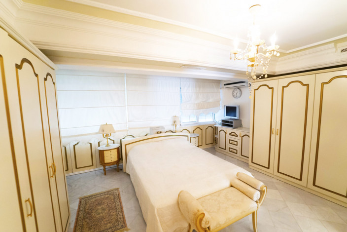 Роскошная меблированная вилла 5+2 в районе Конаклы, 200 м2 - Ракурс 23