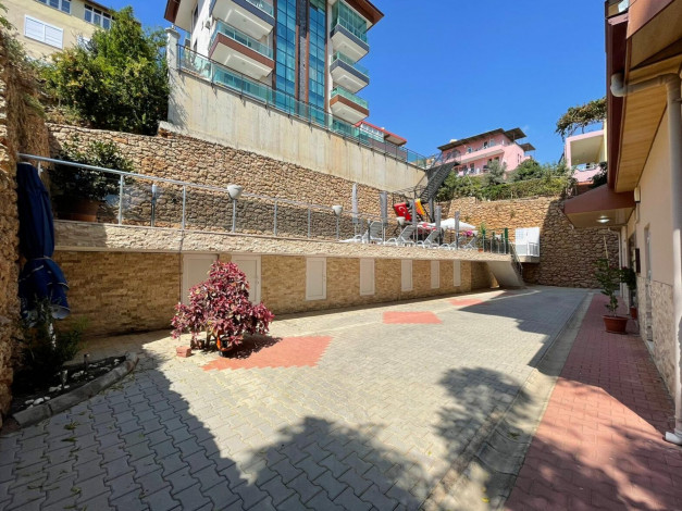 Квартира 3+1 в районе Кестель с частичным видом на море, 250 м2 - Ракурс 6