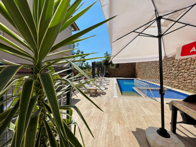 Квартира 3+1 в районе Кестель с частичным видом на море, 250 м2 - Ракурс 8