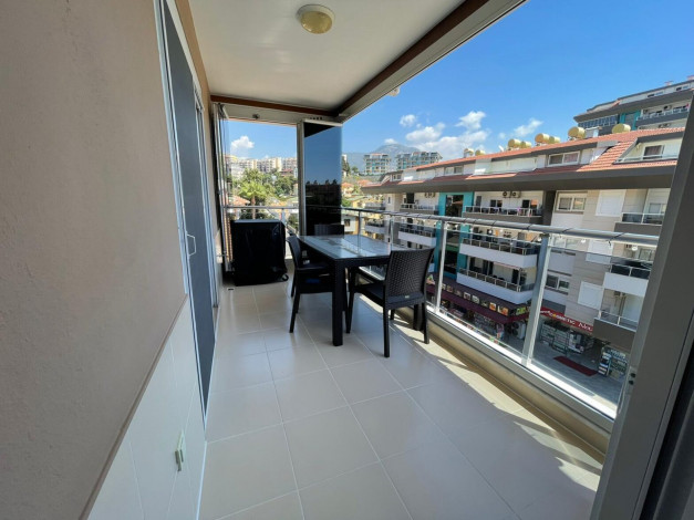 Квартира 3+1 в районе Кестель с частичным видом на море, 250 м2 - Ракурс 18