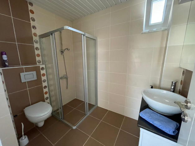 Квартира 3+1 в районе Кестель с частичным видом на море, 250 м2 - Ракурс 29