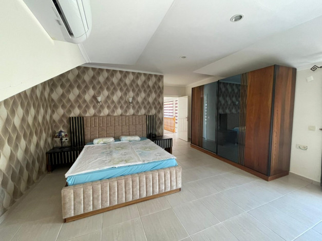 Квартира 3+1 в районе Кестель с частичным видом на море, 250 м2 - Ракурс 37