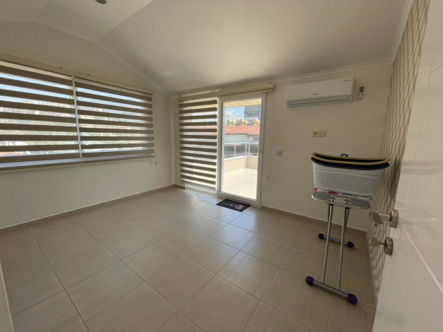 Квартира 3+1 в районе Кестель с частичным видом на море, 250 м2 - Ракурс 39